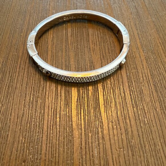 Michael Kors Ladies Bangle Bracelet Pave Crystal Silver Stainless Steel - Picture 3 of 5